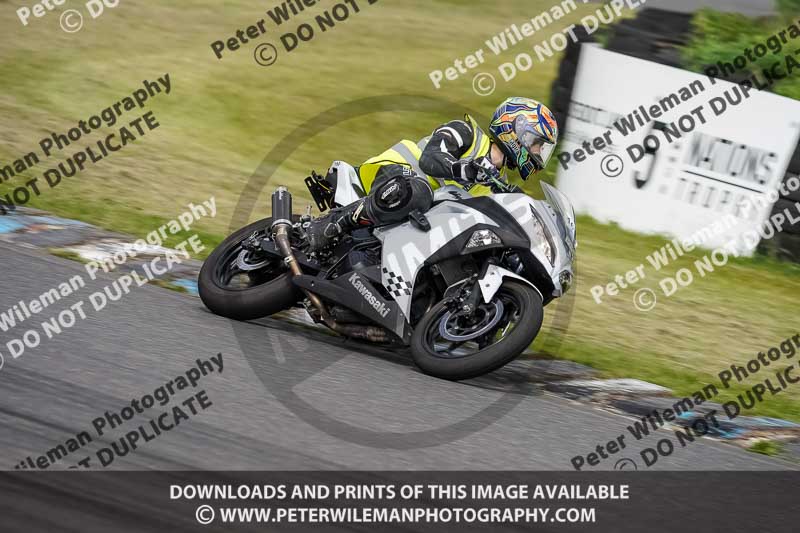 enduro digital images;event digital images;eventdigitalimages;lydden hill;lydden no limits trackday;lydden photographs;lydden trackday photographs;no limits trackdays;peter wileman photography;racing digital images;trackday digital images;trackday photos